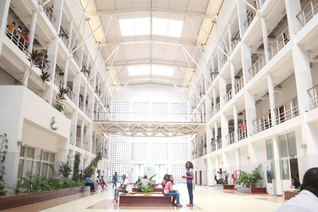 HARD_UNIVERSIDADE-CATOLICA_AMPE-ROGERIO(1)